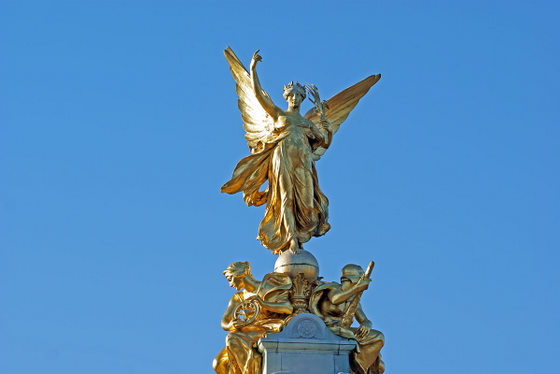 ヴィクトリア記念堂の噴水の天使