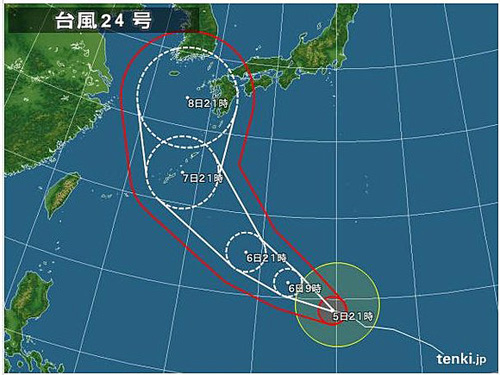 台風24号が発生
